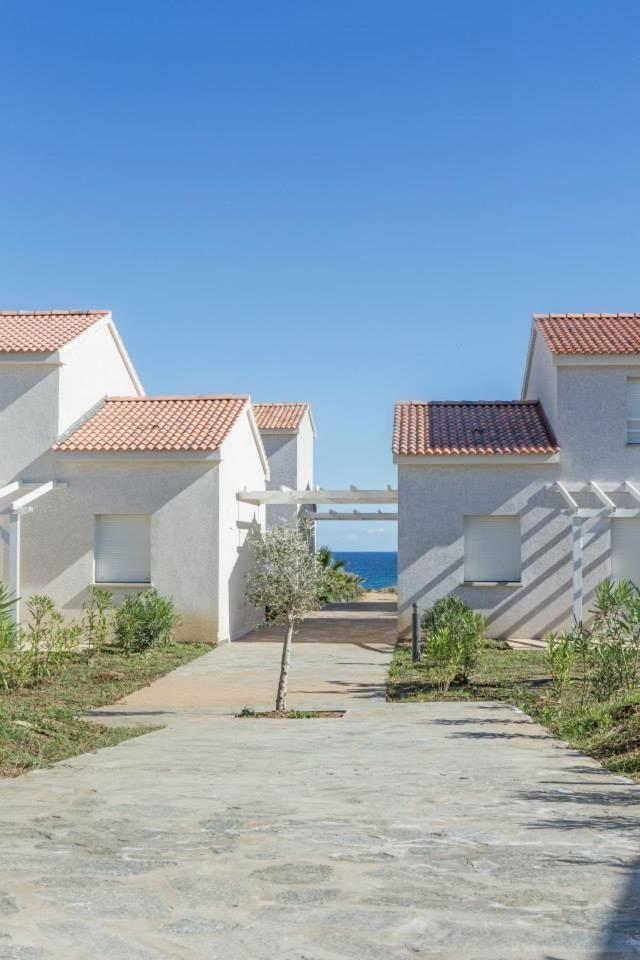 Villa T3 Bord De Mer - Vue Mer A 500 M De La Plage- Piscine Chauffee A Casetta Di A Spiaggia Сервион Екстериор снимка